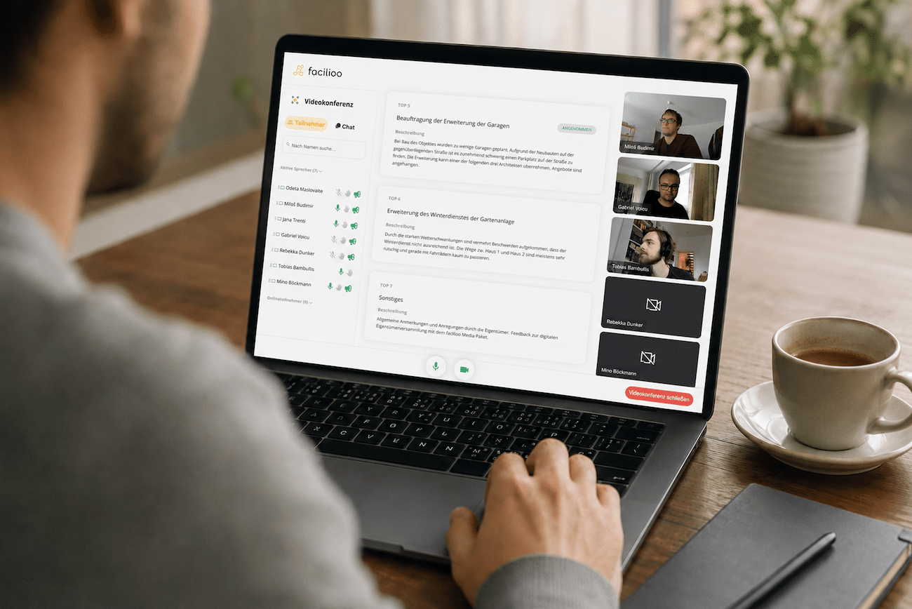Kunde nimmt zuhause an einer digitalen Eigentümerversammlung im A2G Portal teil.